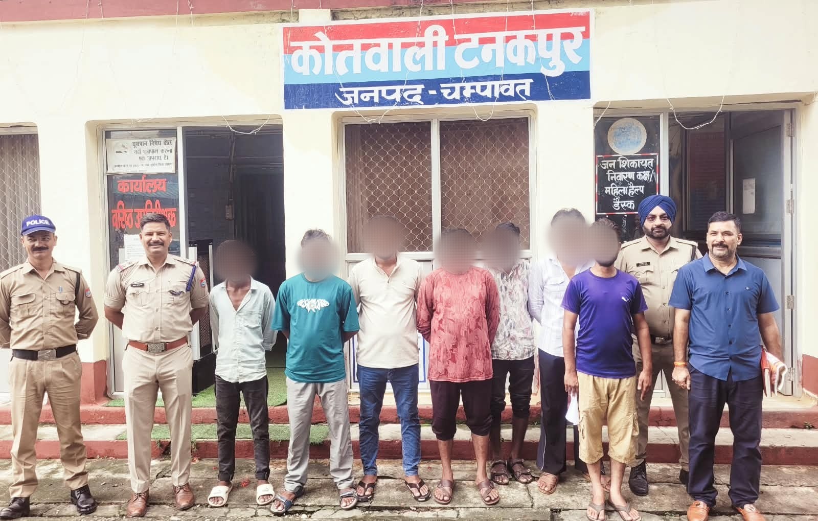 टनकपुर:पुलिस ने सार्वजनिक स्थान पर जुआ खेल रहे 07  जुवारियों को किया गिरफ्तार