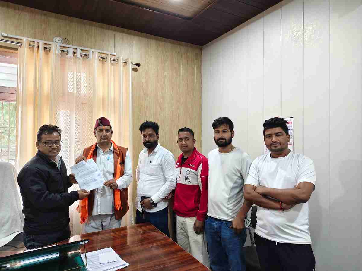लोहाघाट :क्षेत्र पंचायत सदस्यों की मांग जिला योजना के कार्यों का विकासखंड को बनाया जाए कार्यदाई संस्था। 