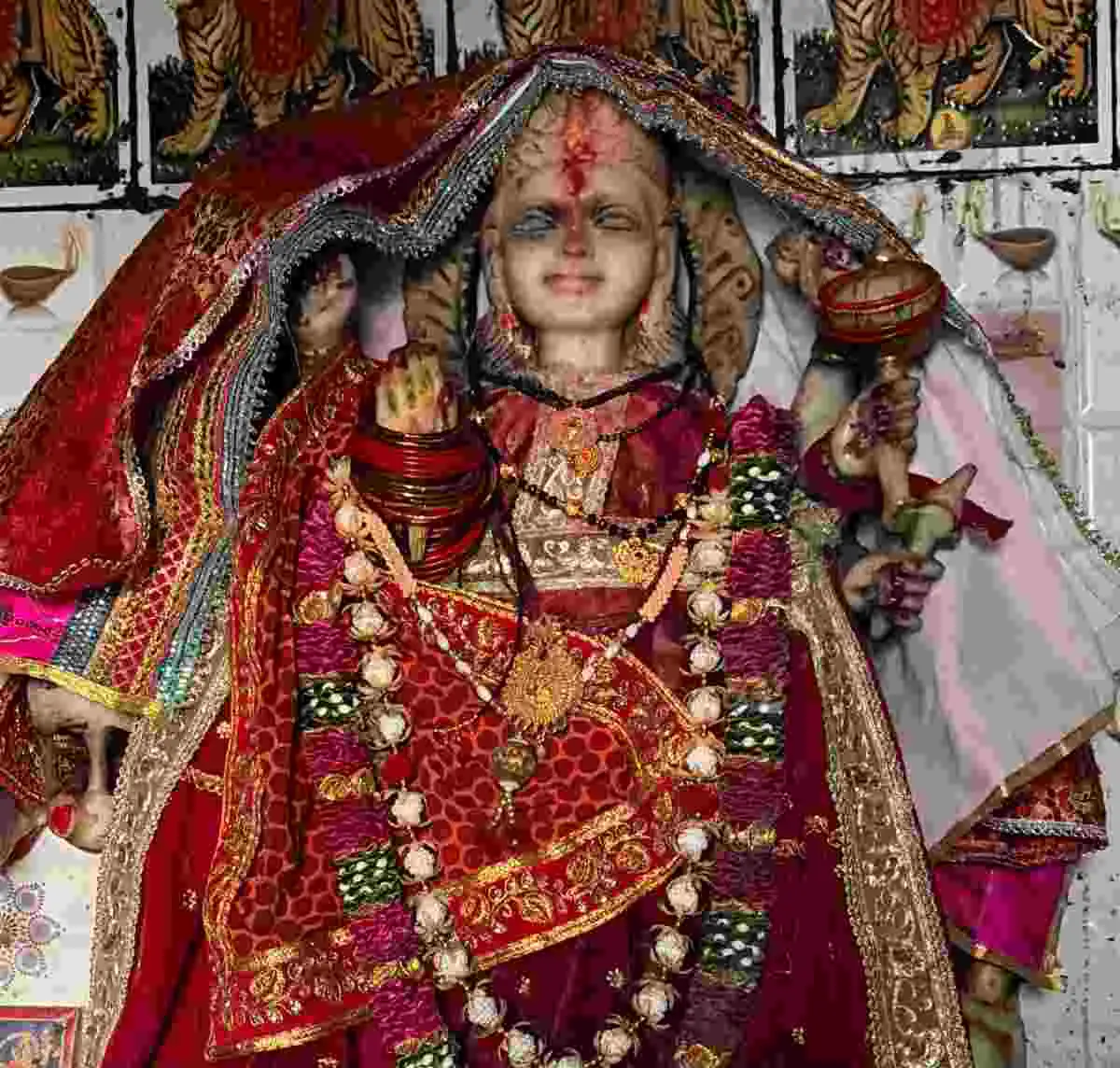 लोहाघाट:निस्संतान दंपतियों के लिए आस्था और विश्वास का पवित्र धाम है झूमाधुरी मंदिर:शशांक पाण्डेय