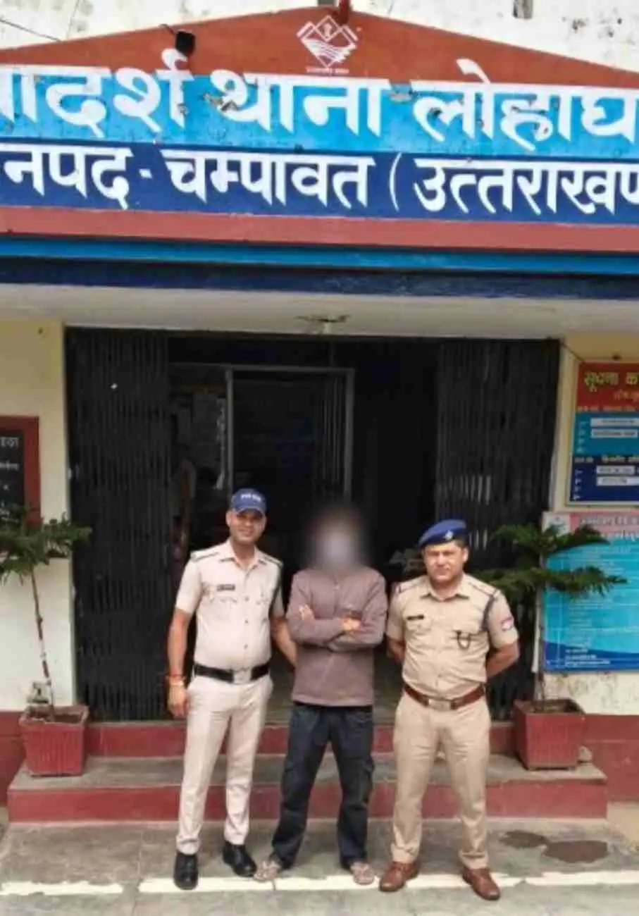 लोहाघाट:नशे में चला रहा था वाहन पुलिस ने किया गिरफ्तार बुलेरो सीज