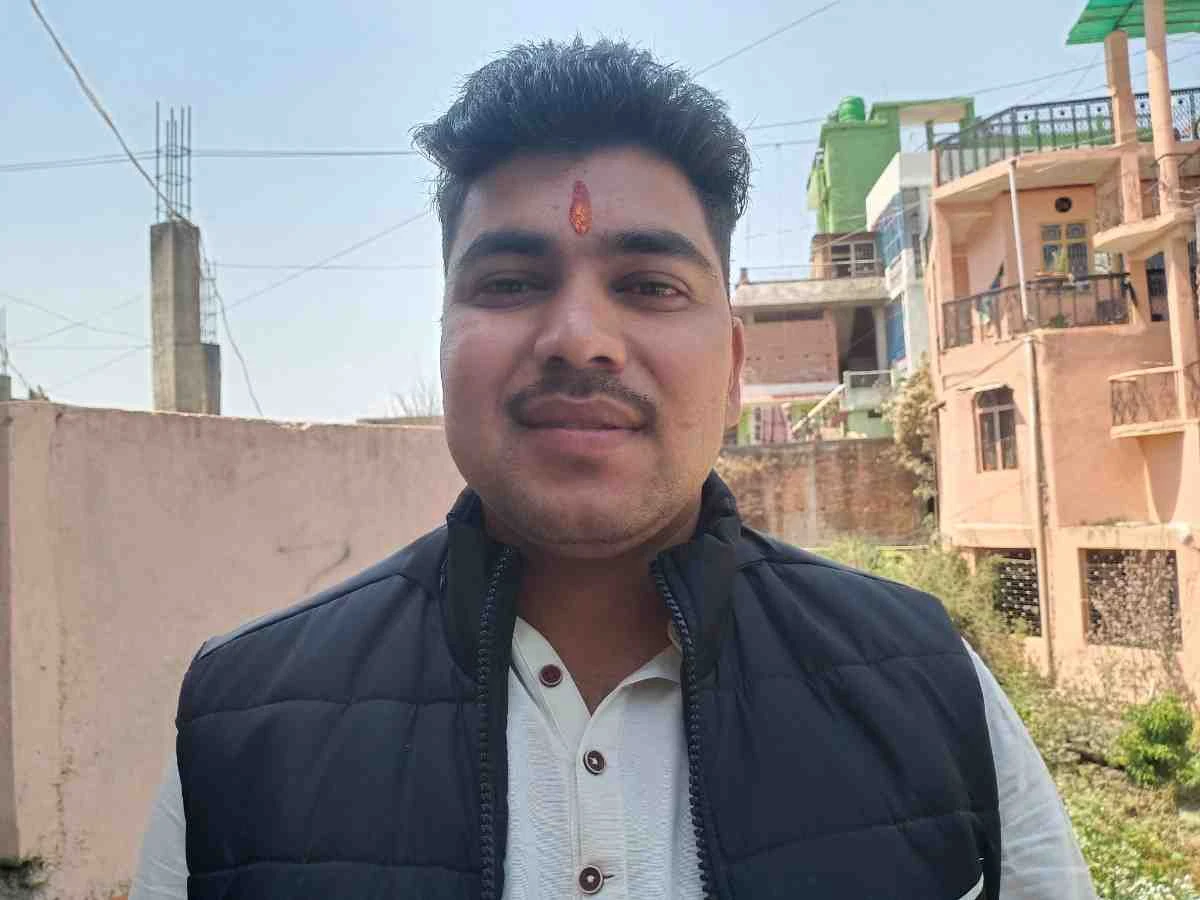लोहाघाट:पूर्व सैनिक की मेहनत लाई रंग 23 युवाओं का अग्नि वीर में हुआ चयन 