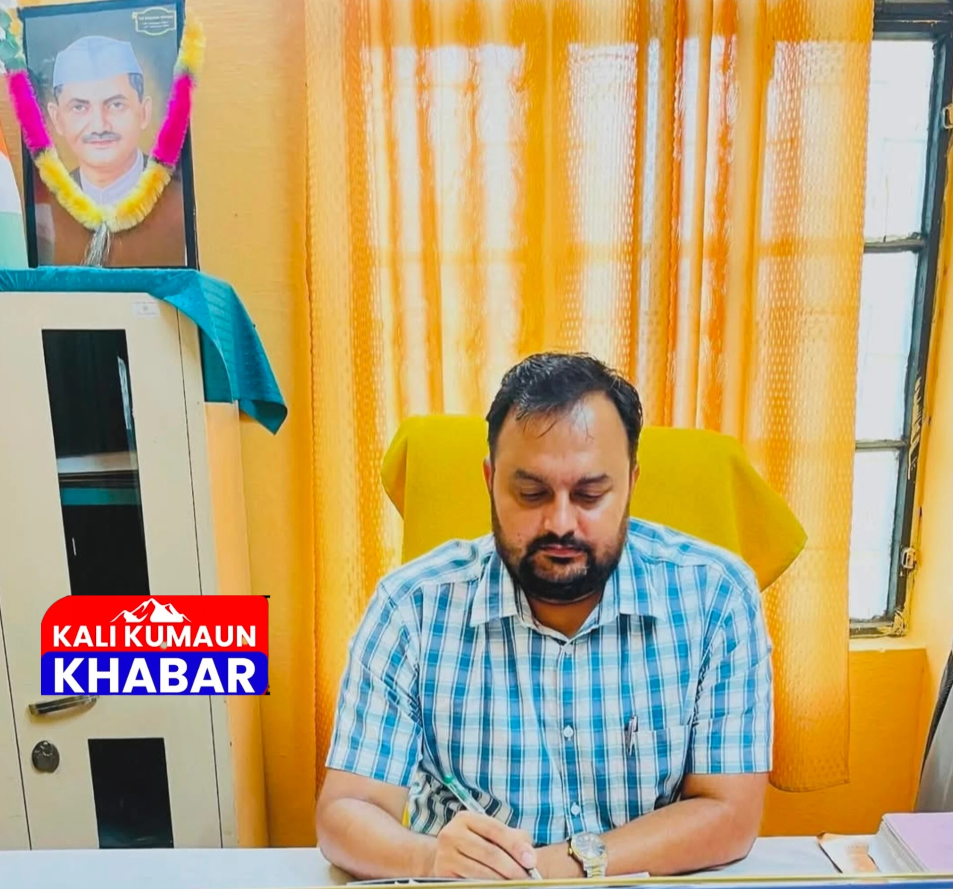 नवनियुक्त चिकित्सा अधीक्षक डॉक्टर विराज राठी ने संभाला लोहाघाट उप जिला चिकित्सालय का कार्यभार।