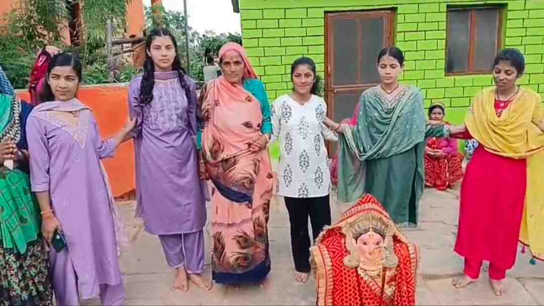 लोहाघाट:चमदेवल मे गौरा महोत्सव व सातूं आठों मेले का जिला पंचायत अध्यक्ष ने किया शुभारंभ। 