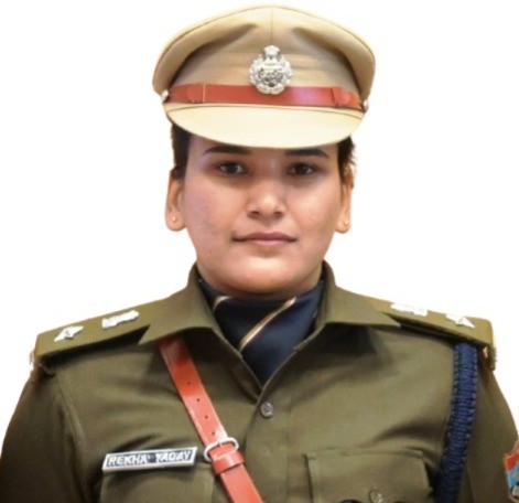 चंपावत:देवीधुरा बग्वाल मेले में चप्पे-चप्पे पर पुलिस का पहरा, सीसीटीवी और सादे कपड़ों में जवान रखेंगे नजर।