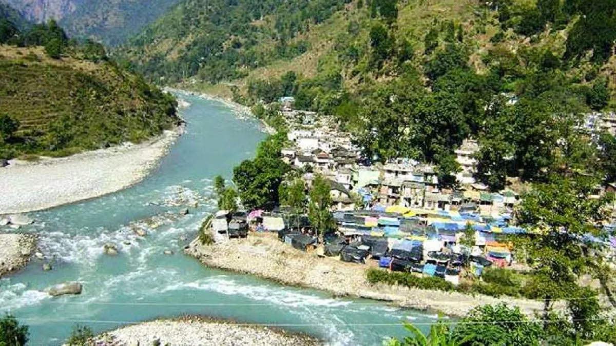 पिथौरागढ़:जोलजीबी शिफ्ट हो जिला अस्पताल हिमालय बचाओ समिति ने शिफ्टिंग की हलचल पर उठा दी मांग 
