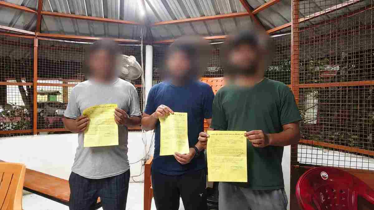 टनकपुर:सार्वजनिक स्थान पर शराब पीने पर पुलिस ने तीन का काटा चलान 